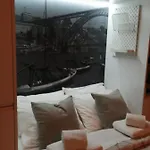 Διαμέρισμα Ana's *